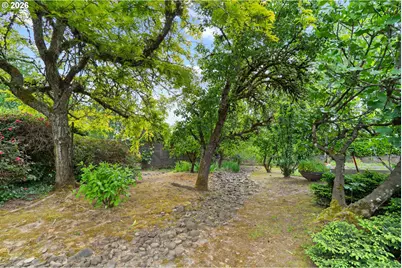 13237 Knaus Rd, Lake Oswego, OR 97034 - Photo 38