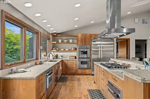 13237 Knaus Rd, Lake Oswego, OR 97034 - Photo 10