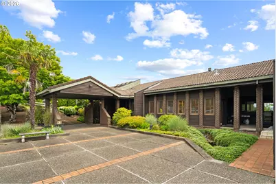 13237 Knaus Rd, Lake Oswego, OR 97034 - Photo 2