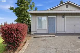 8225 SW Shenandoah Way, Tualatin, OR 97062 - Photo 4