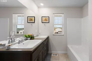 1906 Melody Wy, Longview, WA 98632 - Photo 26