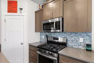 1906 Melody Wy, Longview, WA 98632 - Photo 14