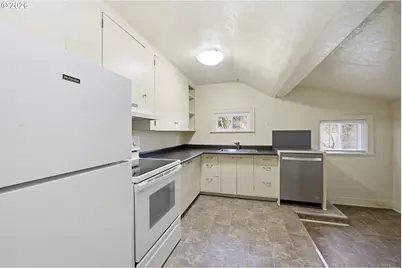 2291 Norkenzie Rd, Eugene, OR 97401 - Photo 10