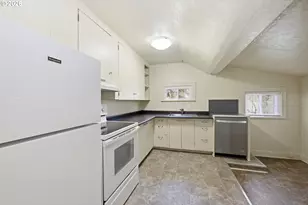 2291 Norkenzie Rd, Eugene, OR 97401 - Photo 10