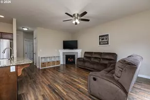 193 S 2nd St, Saint Helens, OR 97051 - Photo 4