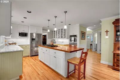 4023 Melissa Dr, Lake Oswego, OR 97034 - Photo 18