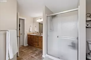 38712 River Dr, Lebanon, OR 97355 - Photo 16