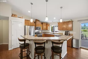 38712 River Dr, Lebanon, OR 97355 - Photo 10