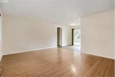 1675 NE Juniper Ave, Gresham, OR 97030 - Photo 4