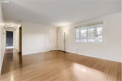 1675 NE Juniper Ave, Gresham, OR 97030 - Photo 6