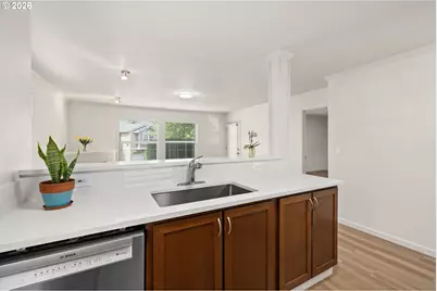 15056 NW Central Dr #701, Portland, OR 97229 - Photo 14