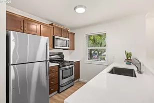 15056 NW Central Dr, Portland, OR 97229 - Photo 12