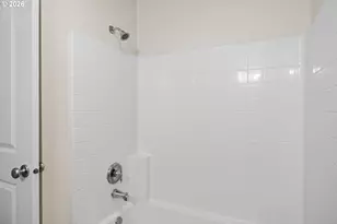 15056 NW Central Dr, Portland, OR 97229 - Photo 22