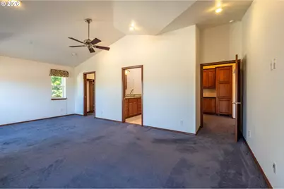 277 10th St, Bandon, OR 97411 - Photo 28
