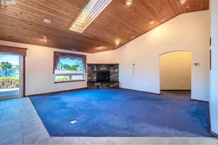 277 10th St, Bandon, OR 97411 - Photo 10