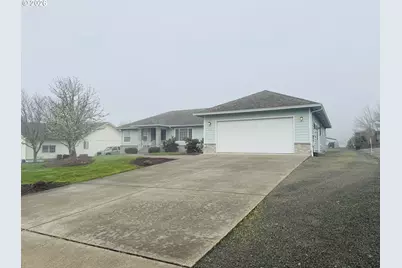 210 Palomino Ave, Roseburg, OR 97471 - Photo 4