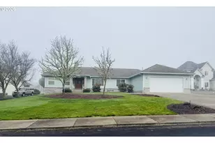 210 Palomino Ave, Roseburg, OR 97471 - Photo 8