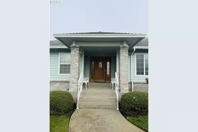 210 Palomino Ave, Roseburg, OR 97471 - Photo 8