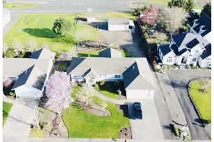 210 Palomino Ave, Roseburg, OR 97471 - Photo 4