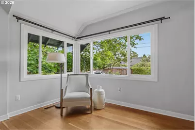 6805 N Michigan Ave, Portland, OR 97217 - Photo 10