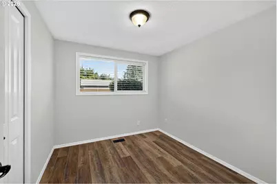 11240 Beutel Rd, Oregon City, OR 97045 - Photo 16