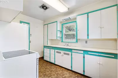 1926 N Willamette Blvd, Portland, OR 97217 - Photo 12