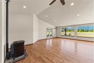 19521 Highway 42, Camas Valley, OR 97416 - Photo 20