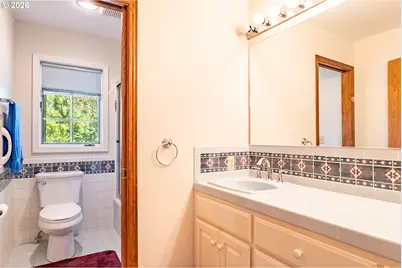 321 Arcadia Dr, Roseburg, OR 97471 - Photo 18