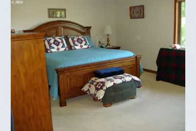 321 Arcadia Dr, Roseburg, OR 97471 - Photo 12
