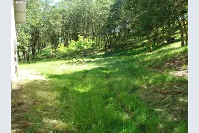 321 Arcadia Dr, Roseburg, OR 97471 - Photo 20