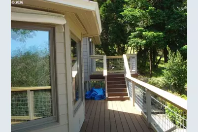 321 Arcadia Dr, Roseburg, OR 97471 - Photo 18