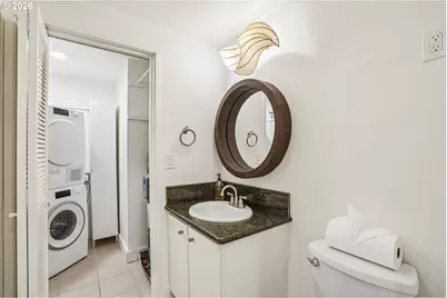 790 SE Webber St #310, Portland, OR 97202 - Photo 10