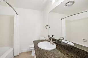 790 SE Webber St, Portland, OR 97202 - Photo 14