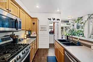 5467 Baden Way, Eugene, OR 97402 - Photo 12
