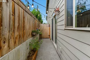 1305 NE 82nd Dr, Vancouver, WA 98665 - Photo 28