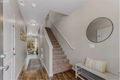 1305 NE 82nd Dr, Vancouver, WA 98665 - Photo 4