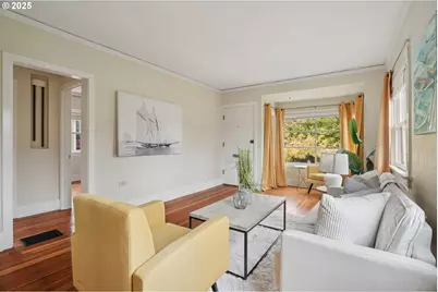 2758 NE Schuyler St, Portland, OR 97212 - Photo 4