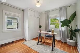 2758 NE Schuyler St, Portland, OR 97212 - Photo 6