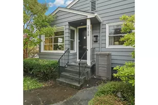 2758 NE Schuyler St, Portland, OR 97212 - Photo 2
