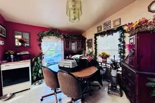 129 Evergreen Ln, Florence, OR 97439 - Photo 8