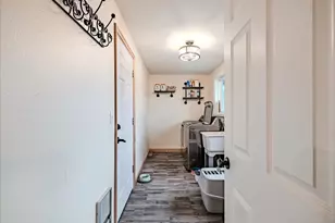 889 45th Ave NE, Salem, OR 97301 - Photo 18