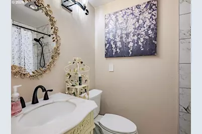 889 45th Ave NE, Salem, OR 97301 - Photo 16