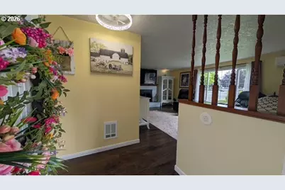 889 45th Ave NE, Salem, OR 97301 - Photo 6