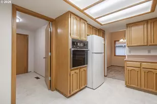 1669 Nut Tree Dr NW, Salem, OR 97304 - Photo 18