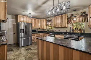 15730 Jackpine Rd, La Pine, OR 97739 - Photo 14