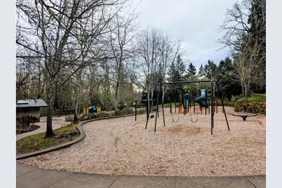 17765 Hillside Dr, West Linn, OR 97068 - Photo 44