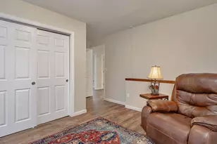 17765 Hillside Dr, West Linn, OR 97068 - Photo 34