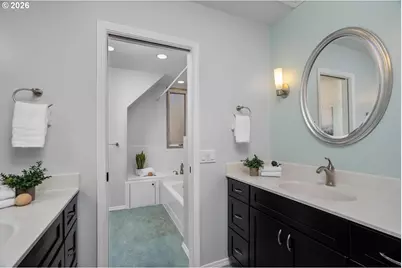 4803 SW Stonebrook Ct, Portland, OR 97239 - Photo 32