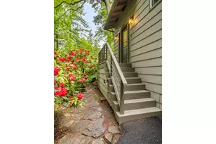 2755 SW Fairmount Blvd, Portland, OR 97239 - Photo 22