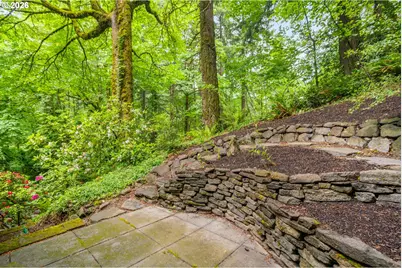 2755 SW Fairmount Blvd, Portland, OR 97239 - Photo 16